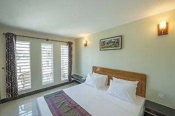 Twin Palms Resort Sihanoukville Hotel