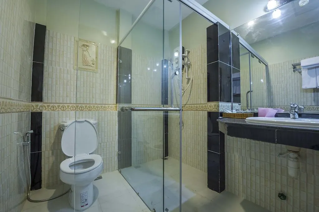 Twin Palms Resort Sihanoukville
