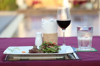 Hotel Twin Palms Resort Sihanoukville
