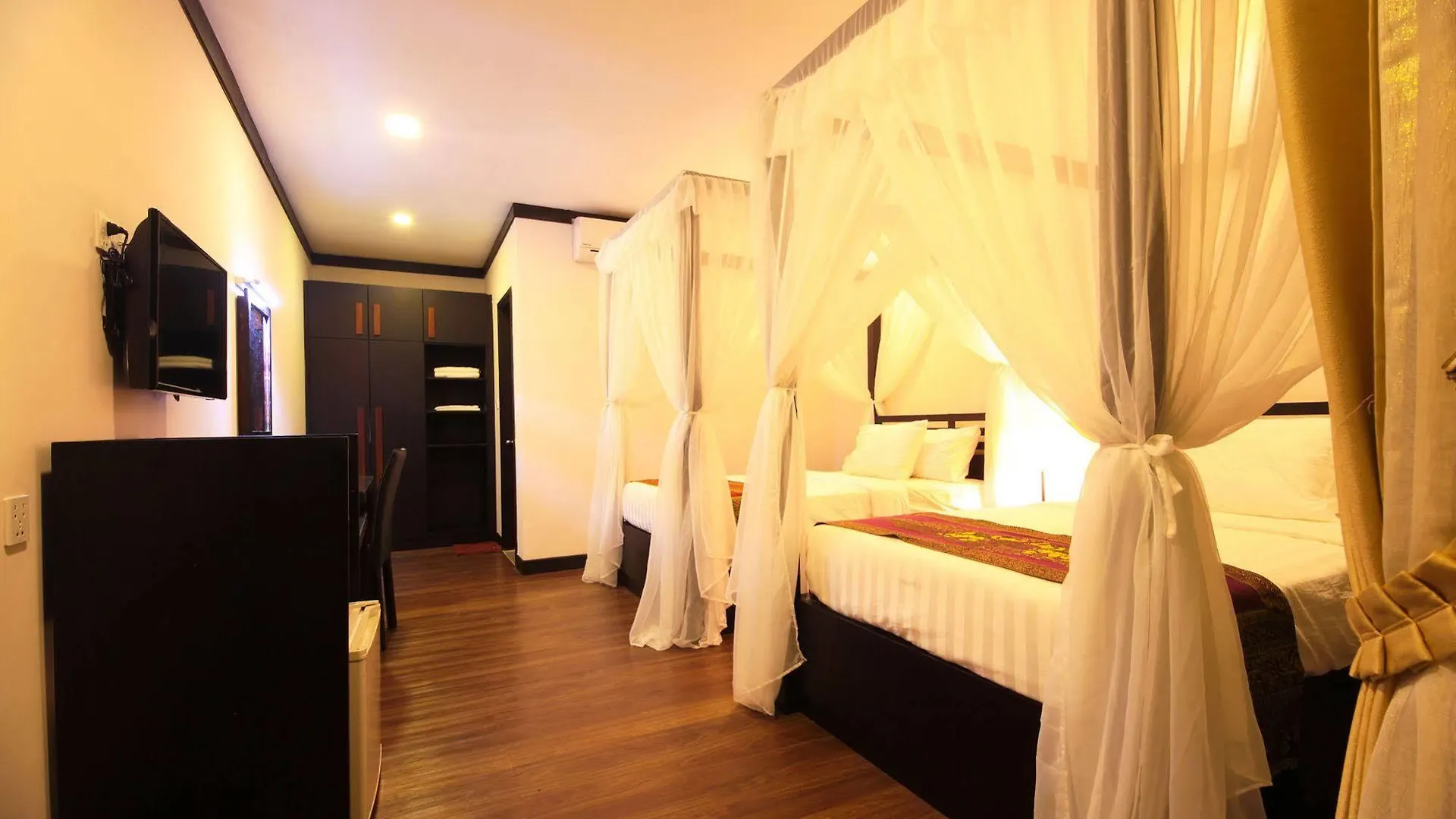 Twin Palms Resort Sihanoukville